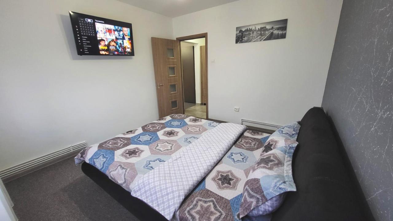 Apartament Navi Onesti Eksteriør billede